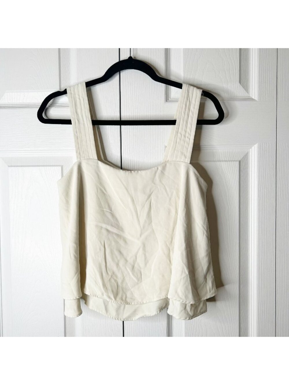 Great Jones Off White Flowy Flounce Back Zip Top Women's Size Medium M